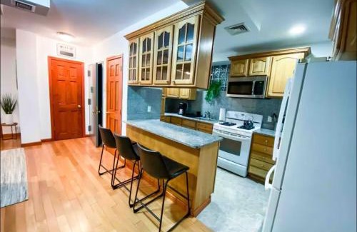 Queens Apartment | La Quinta Loft