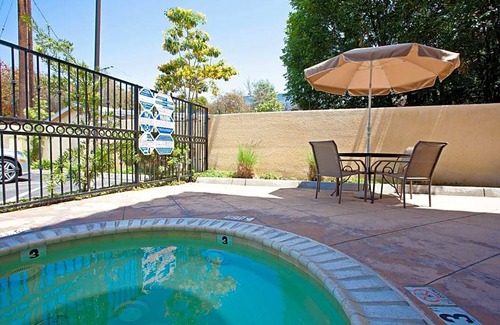 Harbor Hotel | La Quinta Inn & Suites by Wyndham NE Long Beach/Cypress