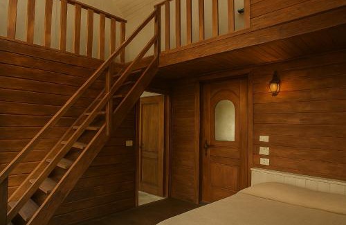 Campulung Ski Chalet | La Râu - Căsuța de sus