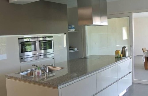 Montagnac-Montpezat Villa | La Rabasse holiday