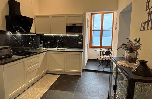 Vernazza Apartment | La Randa Apartment