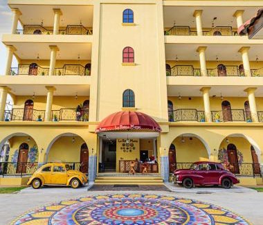 Pak Chong Hotel | La Reina Maroc Hotel ปากช่อง เขาใหญ่