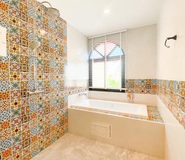 Pak Chong Hotel | La Reina Maroc Hotel ปากช่อง เขาใหญ่