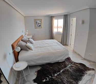 Urbanizacion Hacienda las Chapas Apartment | La Reserva de Marbella Penthouse