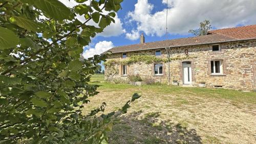 Saint-Yrieix-la-Perche House | La reserve
