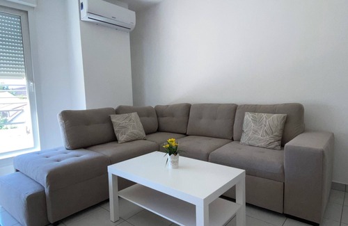 Schiltigheim Apartment | La Résidence St Arnould : Modern Flat in Historic Schiltigheim