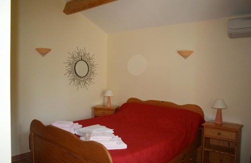 L'Isle-sur-la-Sorgue House | La Ribelle en Provence