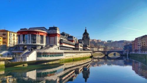 Bilbao la Vieja Apartment | La Ribera by Staynnapartments
