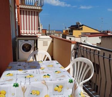 Santa Teresa di Riva Apartment | La Riva blu