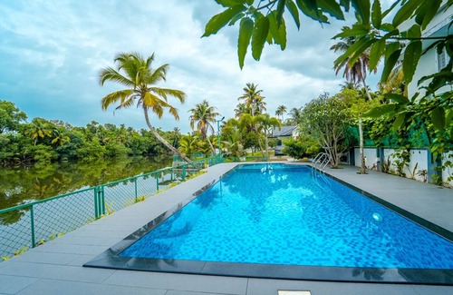 Edapalli House | La Riva Pool Villa Kochi By VOYE HOMES