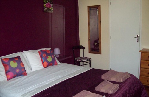 Belvianes-et-Cavirac Bed & Breakfast | La Riviere Lune