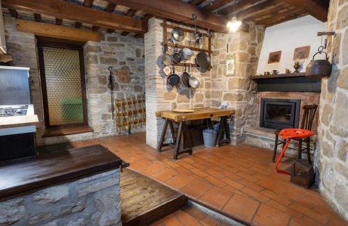 Camerino House | La Rocca
