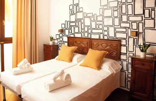 Serravalle Pistoiese Bed & Breakfast | LA ROCCA RELAIS
