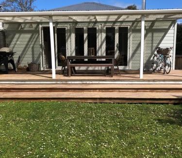 Martinborough Villa | La Rocque Cottage