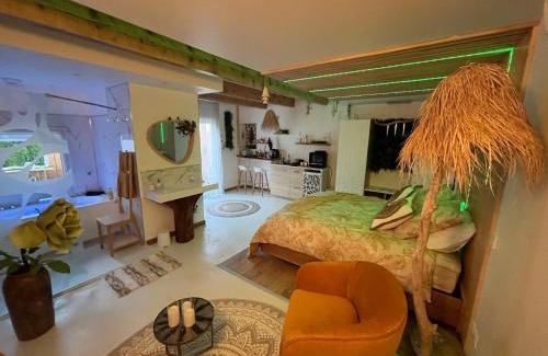 Congenies House | La Romantica
