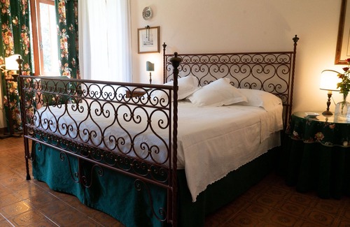 Colognola ai Colli Villa | La rosa e il leone country house