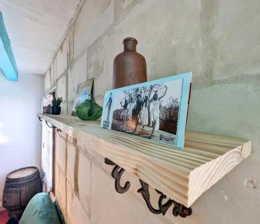 Chedigny House | La rose d'Alfred