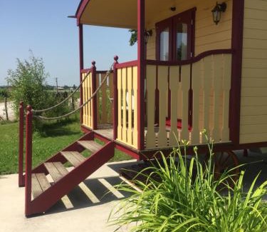 Chissey-sur-Loue House | La Roulotte au Paradis