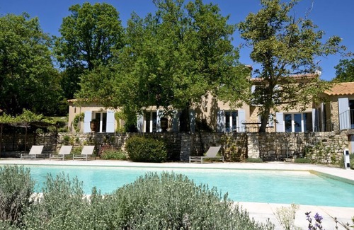 Murs House | La Rourette: spacious house, breathtaking views, large pool