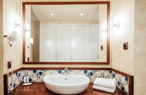 Camos Hotel | La Sala de Camós