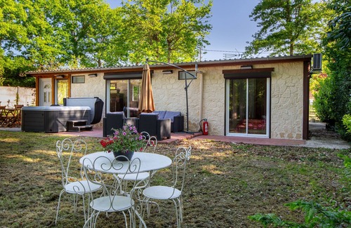 Selles-sur-Cher House | La Salamandre - maison avec jacuzzi