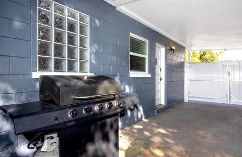 North Hyde Park House | La Salle Guest House
