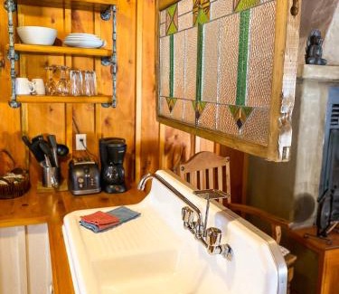 Sainte-Adele Ski Chalet | La Sapinette