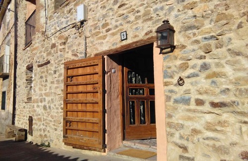 Santa Cruz de Nogueras House | La Sargantana Turismo Rural