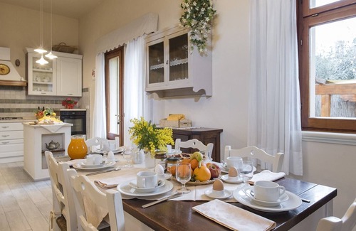 Iano Villa | La Sassolina, Montaione, Florence and Chianti