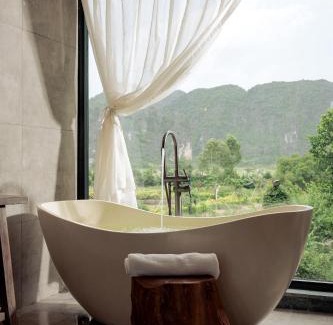 Hoa Lu Resort | La Sen Village