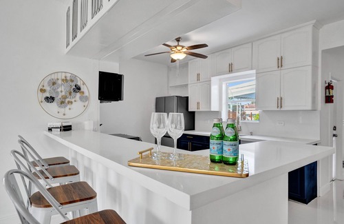 Ives Estates House | La Serre Miami Home & Private Pool Near Aventura Mall