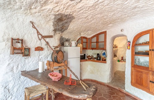 Juncalillo House | 'La Solana' with mountain views, private garden and Wi-Fi