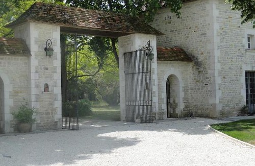 Bouin House | La Soliniere