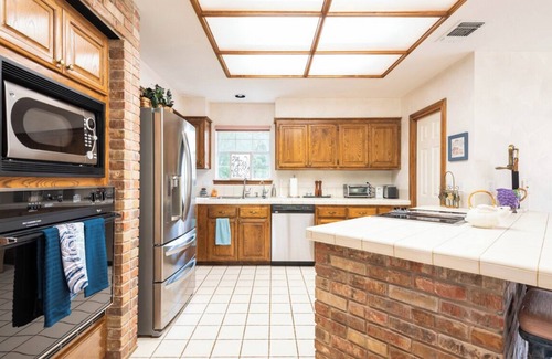 Wetmore House | La Sombra - A Birdy Vacation Rental
