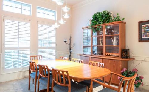 Wetmore House | La Sombra - A Birdy Vacation Rental