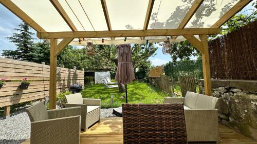 La Fare-en-Champsaur Apartment | La Souste appartement avec jardin privatif