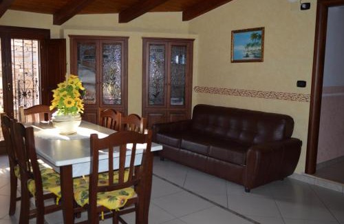 San Lorenzo Bellizzi House | La Stella Del Pollino