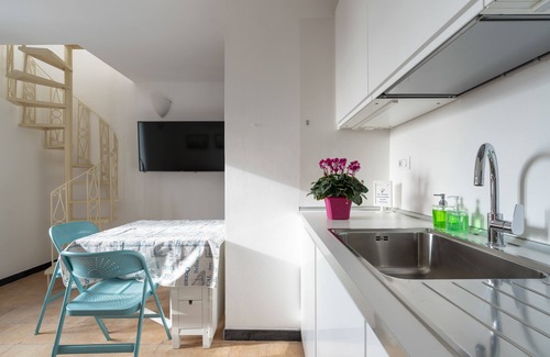 Alassio House | La Sterlizia di Santa Croce