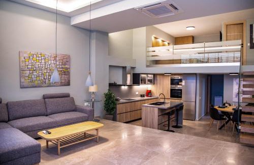 Pefki House | La Strada executive suite