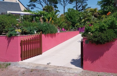 Piriac-sur-Mer House | 'La Suite d'AUTOMNE' Aux Trois Saisons in PIRIAC S/MER 2-3 adults.