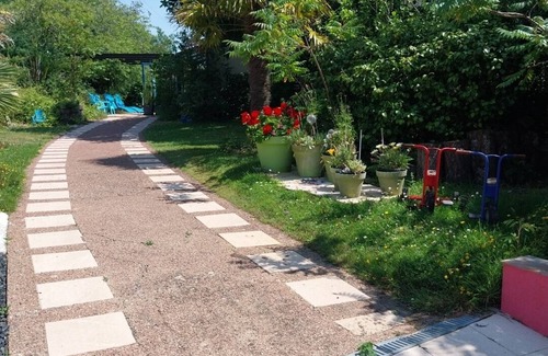 Piriac-sur-Mer House | 'La Suite d'AUTOMNE' Aux Trois Saisons in PIRIAC S/MER 2-3 adults.