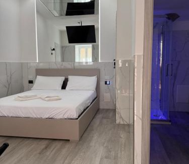 Naples Apartment | La suite del bosco