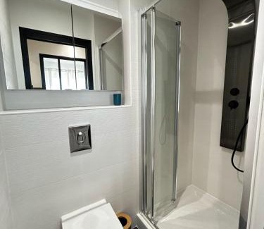 Panazol Apartment | La Suite Faïence, chic et calme