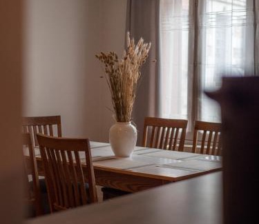 Chablis Apartment | La Suite