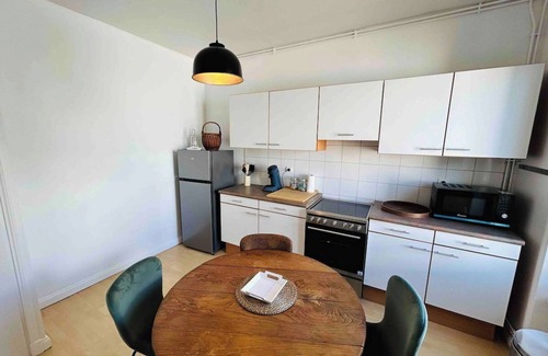 Hincmar Apartment | La Suite Gambetta | Centre-ville | Cathédrale