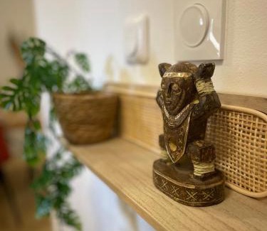 Bouillargues House | La Suite Safari Luxe SPA