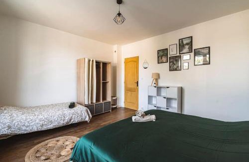 Isles-sur-Suippe Apartment | La "Tanière" pour 6 personnes