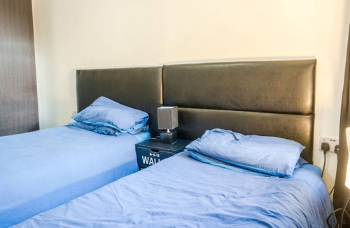 Nuneaton Hotel | La Tavola Calda Hotel