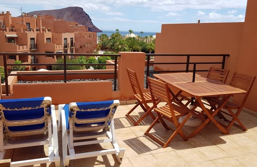 Granadilla de Abona Apartment | La Tejita - with two terraces depending on the direction of wind and sun.