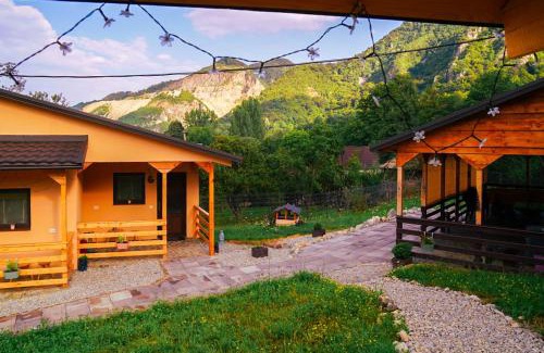 Costesti House | La Temelie
